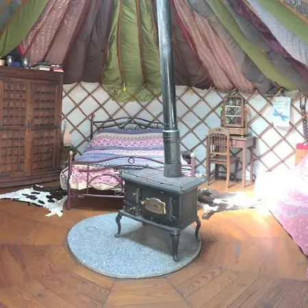 Star Gazing Luxury Yurt With River Views, Off Grid Eco Living * Vale do Barco
