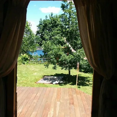 Star Gazing Luxury Yurt Above Beautiful River, Off Grid Luksustelt Vale do Barco
