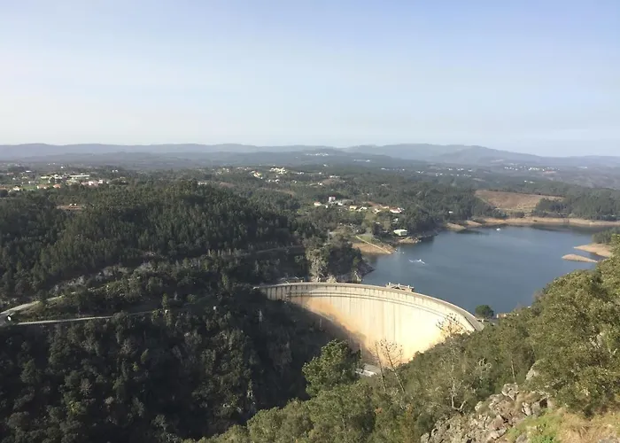 Lüks kamp alanı Star Gazing Luxury Yurt Above Beautiful River, Off Grid Vale do Barco