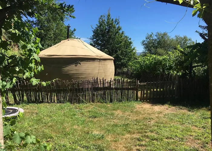 Star Gazing Luxury Yurt Above Beautiful River, Off Grid *